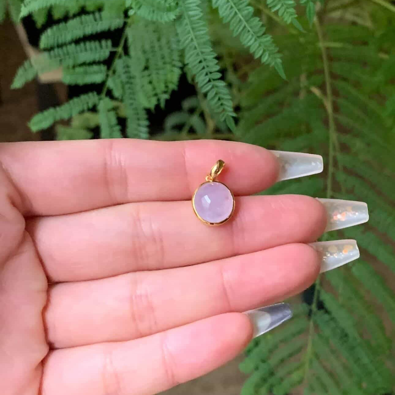18K Yellow Gold Natural Lavender Jadeite Jade Pendant Gold Settting