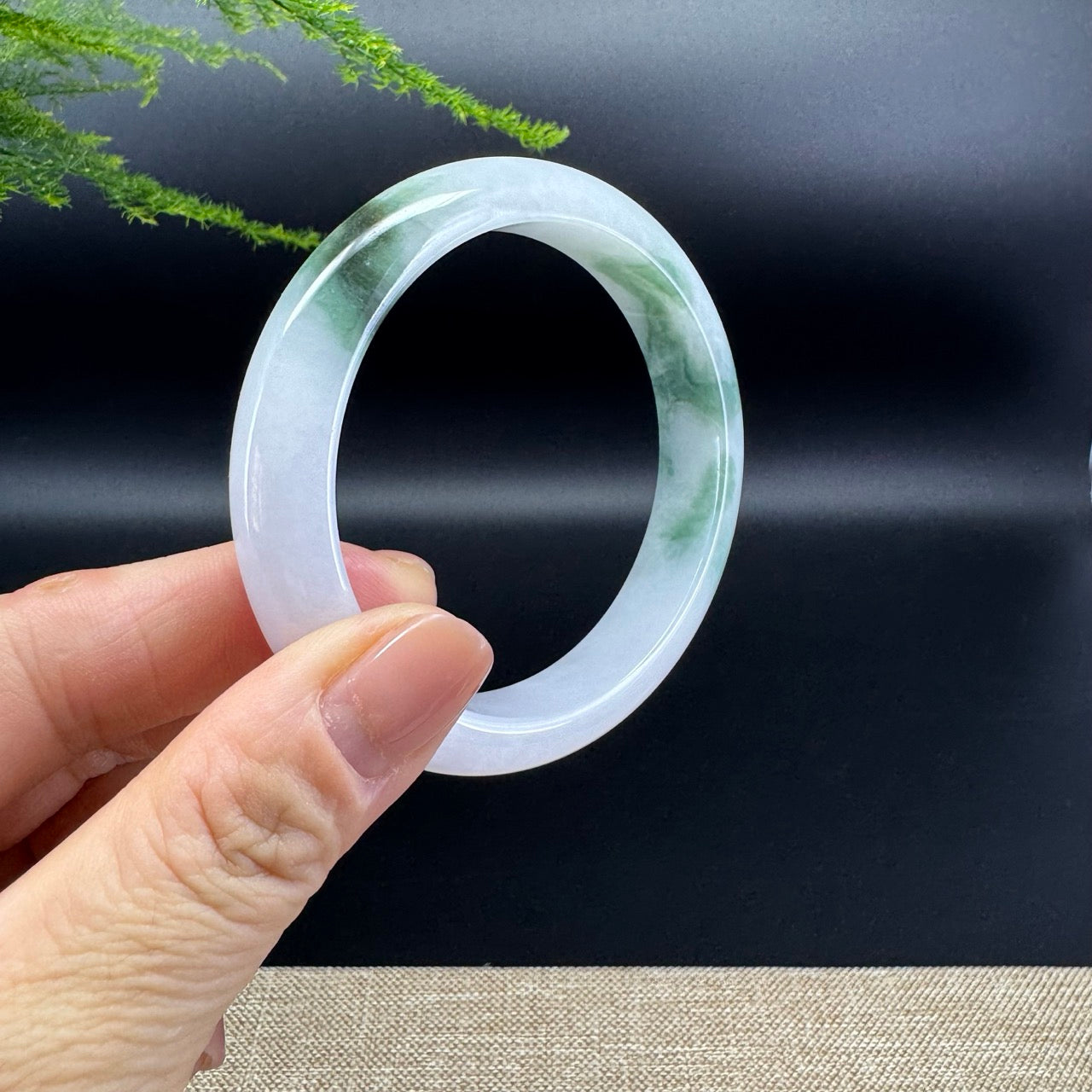 Genuine Burmese Green Jade Jadeite Bangle Bracelet ( 56.6mm )