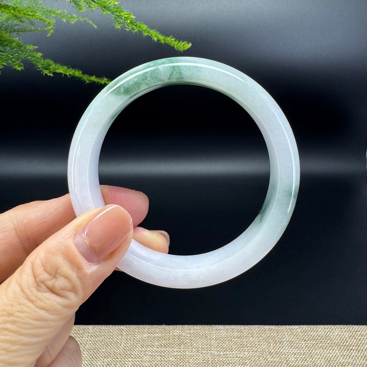 Genuine Burmese Green Jade Jadeite Bangle Bracelet ( 56.6mm )