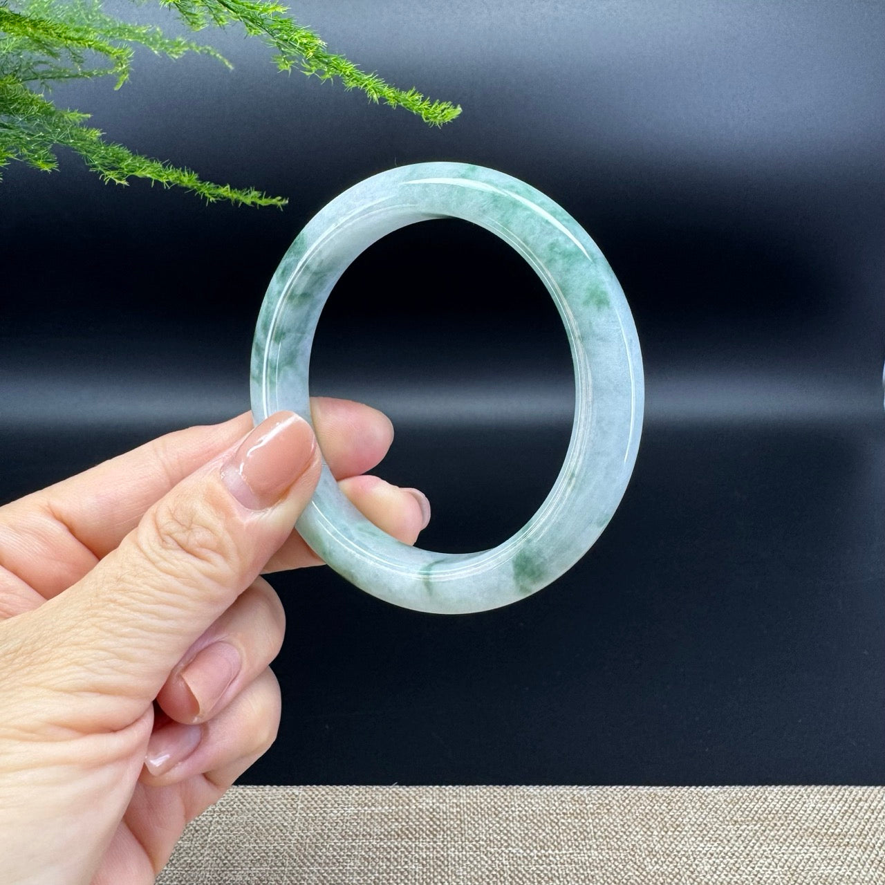 Genuine Burmese Green Jade Jadeite Bangle Bracelet ( 56mm )