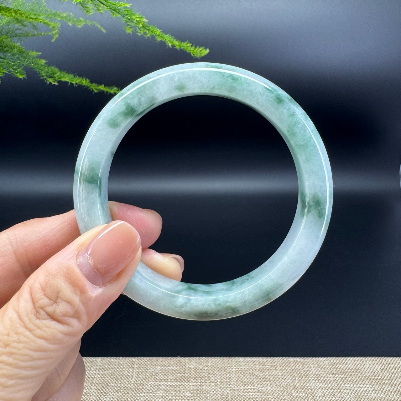 Genuine Burmese Green Jade Jadeite Bangle Bracelet ( 56mm )