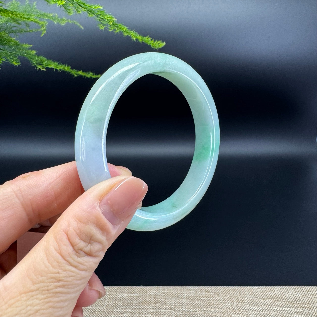 Genuine Burmese Green Jade Jadeite Bangle Bracelet ( 56.7mm )