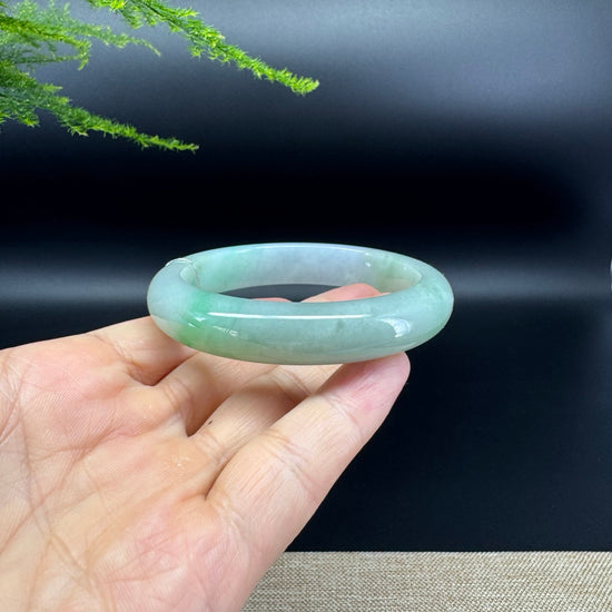 Genuine Burmese Green Jade Jadeite Bangle Bracelet ( 56.7mm )