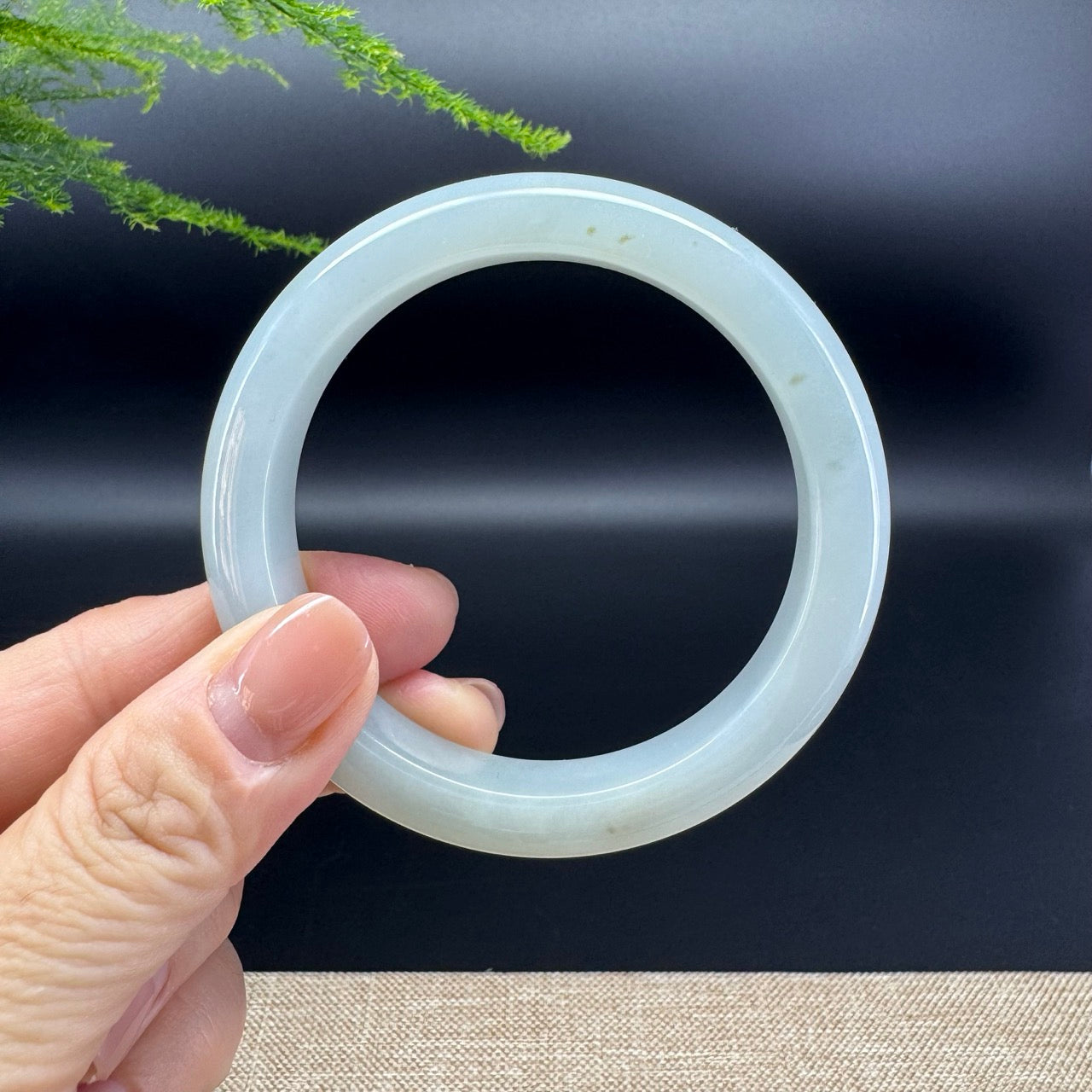 Genuine Burmese Green Jade Jadeite Bangle Bracelet ( 56.6mm )