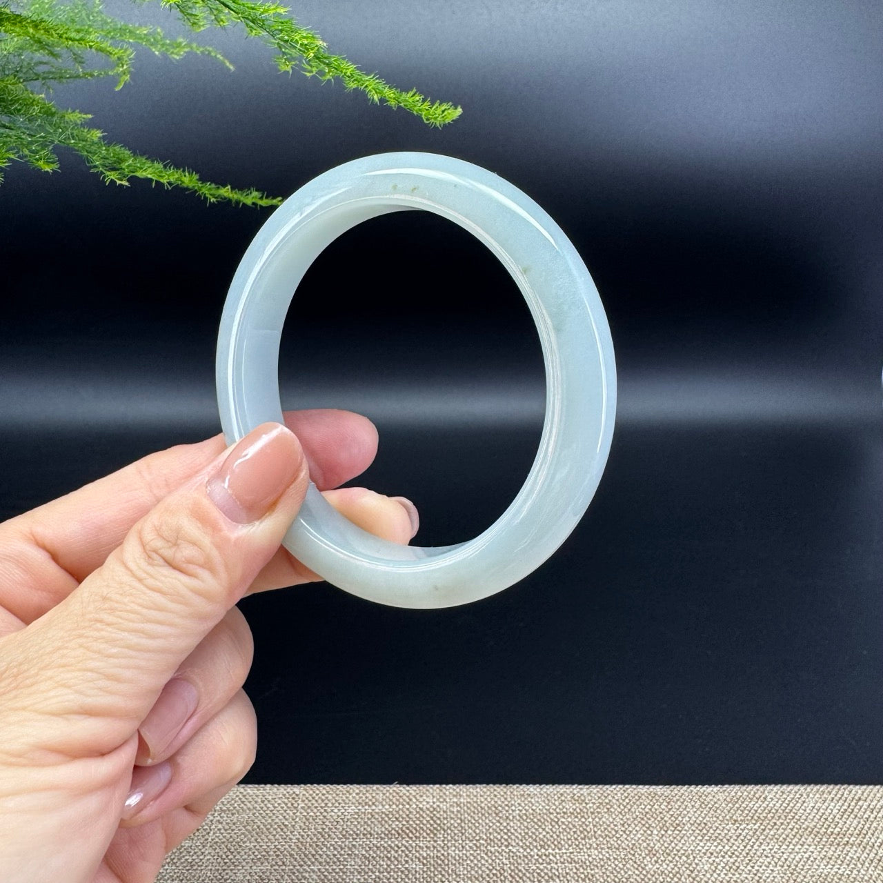 Genuine Burmese Green Jade Jadeite Bangle Bracelet ( 56.6mm )