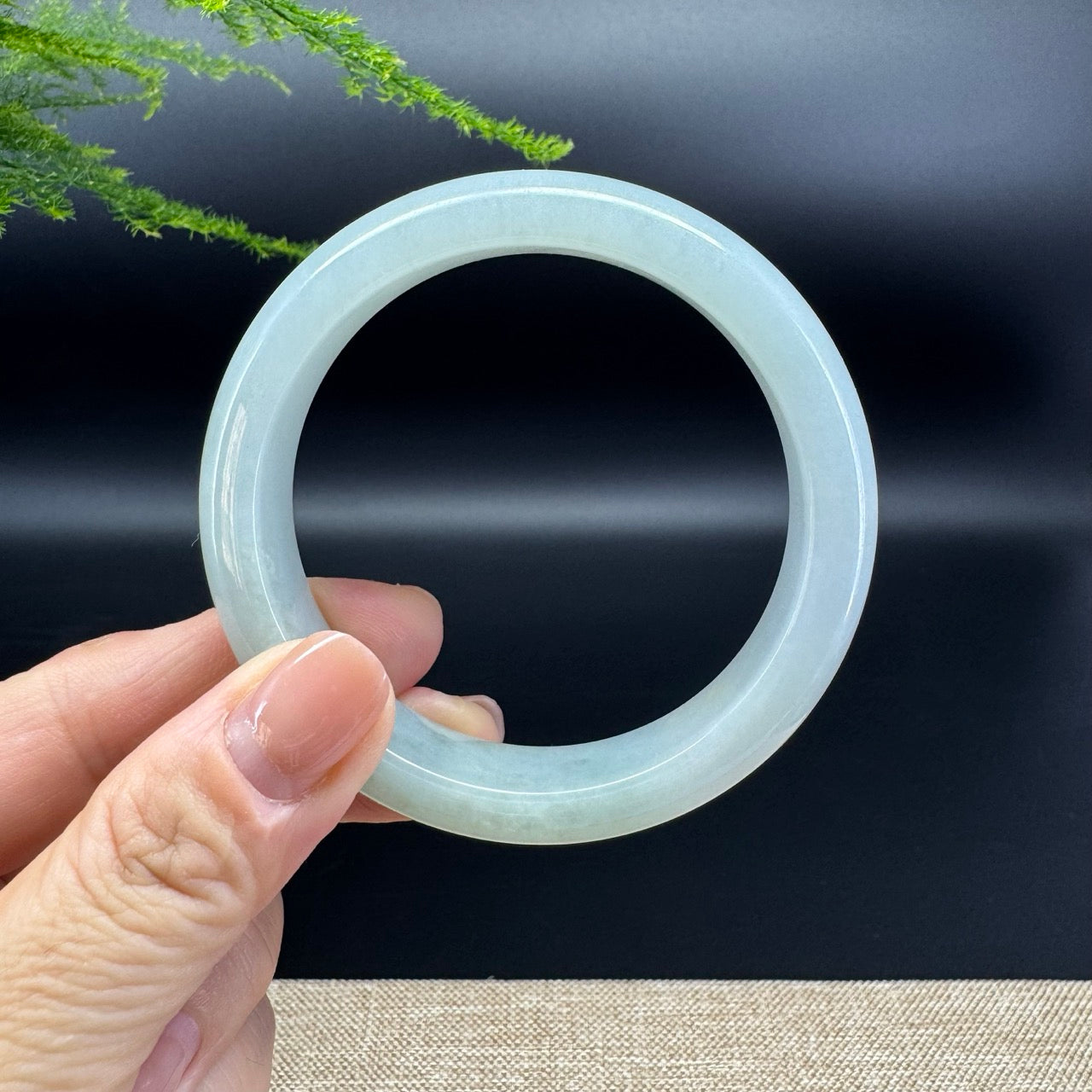 Genuine Burmese Green Jade Jadeite Bangle Bracelet ( 56.6mm )