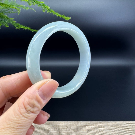 Genuine Burmese Green Jade Jadeite Bangle Bracelet ( 56.6mm )