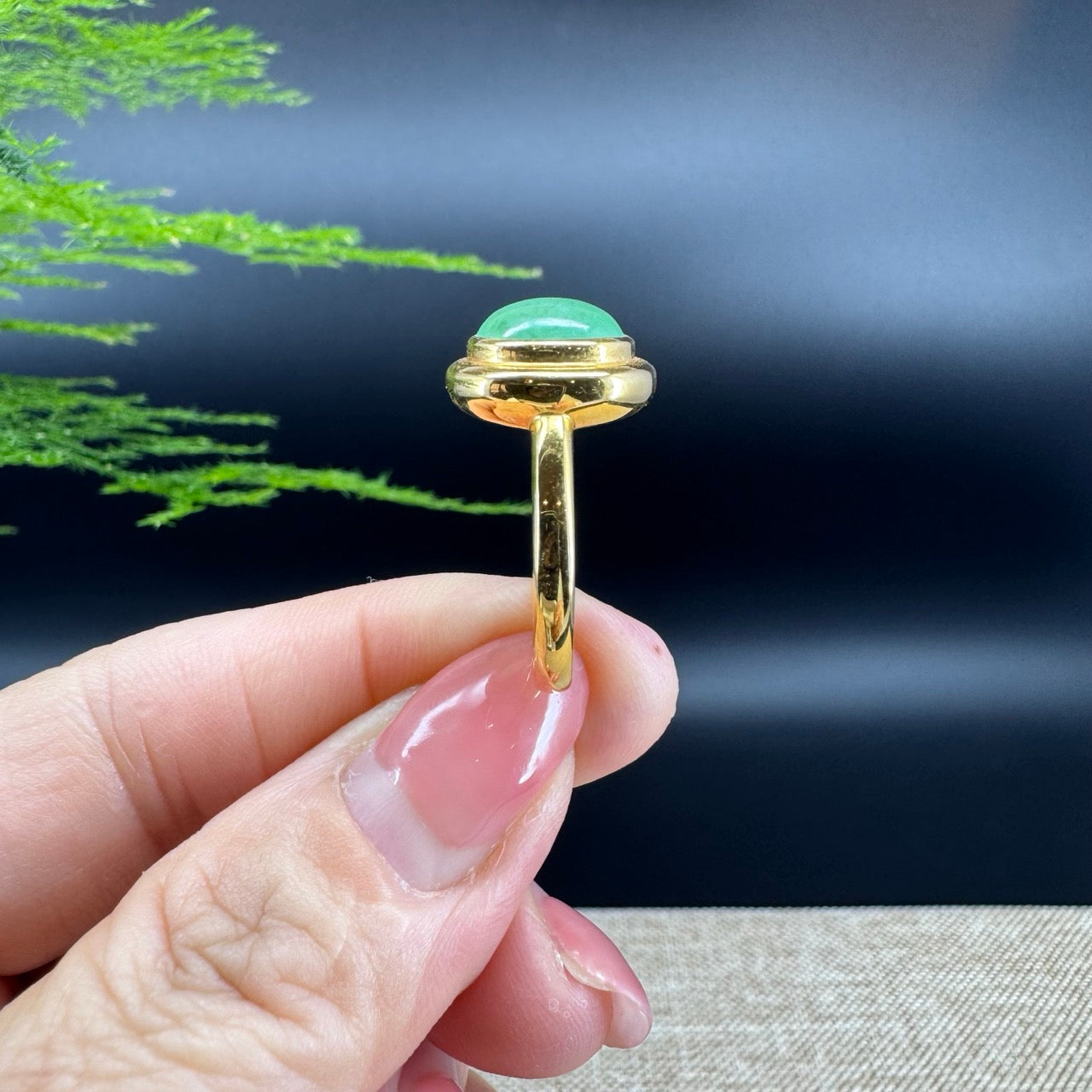 RealJade® "Signature Signet" 18K Yellow Gold Green Jadeite Jade Classic Ring