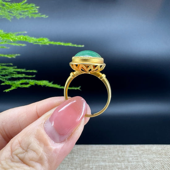 RealJade® "Signature Signet" 18K Yellow Gold  Imperial Jadeite Jade Classic Ring