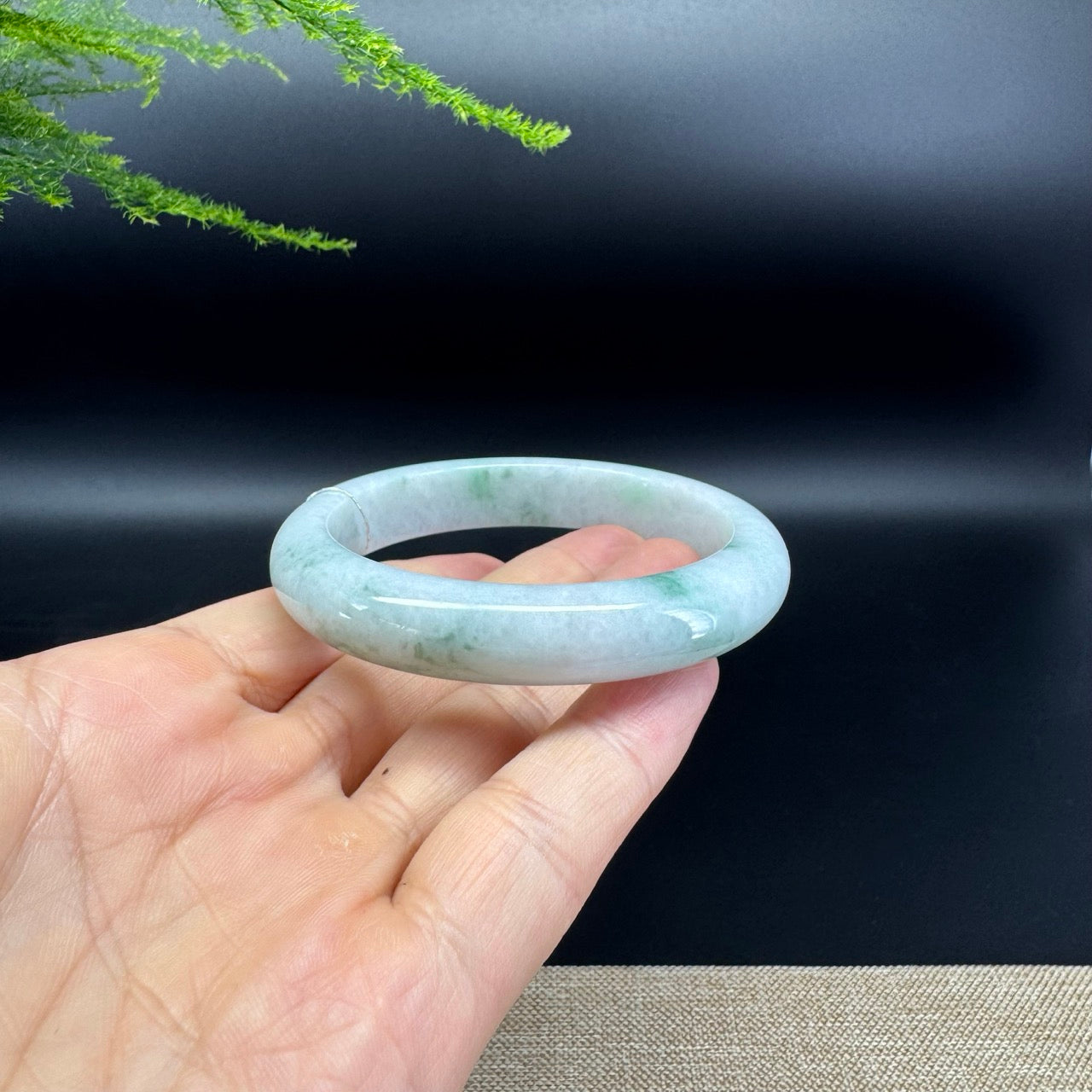 Genuine Burmese Green Jade Jadeite Bangle Bracelet ( 56mm )