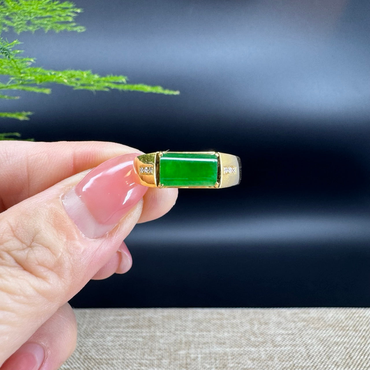 RealJade® "Signature Signet" 18K Yellow Gold  Imperial Green Jadeite Jade Diamonds Classic Ring