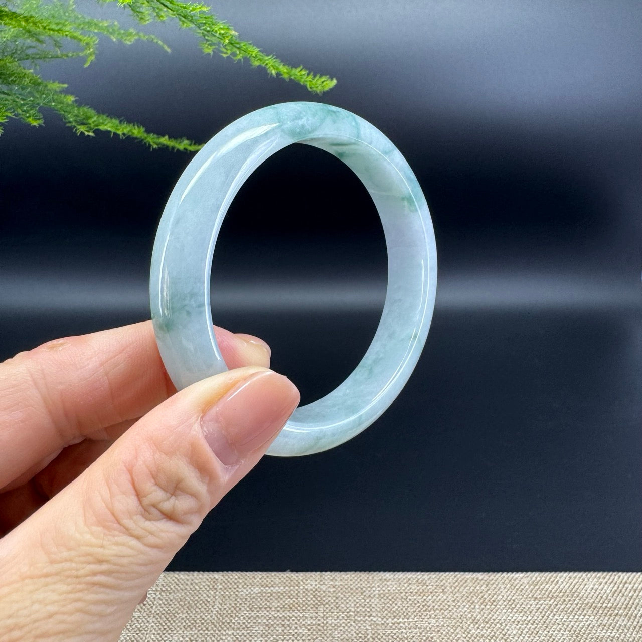 Genuine Burmese Green Jade Jadeite Bangle Bracelet ( 56.7mm )