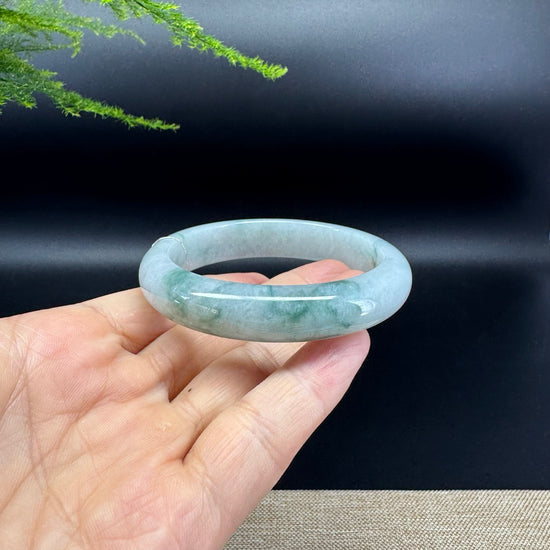 Genuine Burmese Green Jade Jadeite Bangle Bracelet ( 56.7mm )