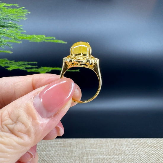 RealJade® "Signature Signet" 18K Yellow Gold Honey Yellow Jadeite Jade Pig Ring