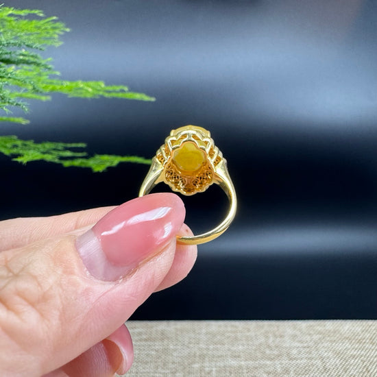 RealJade® "Signature Signet" 18K Yellow Gold Honey Yellow Jadeite Jade Pig Ring