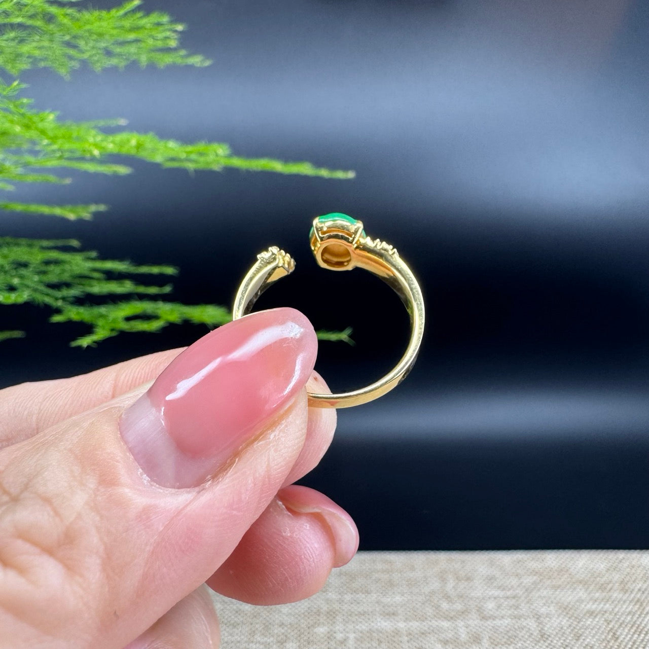 RealJade® "Signature Signet" 18K Yellow Gold  Imperial Jadeite Jade Classic Ring