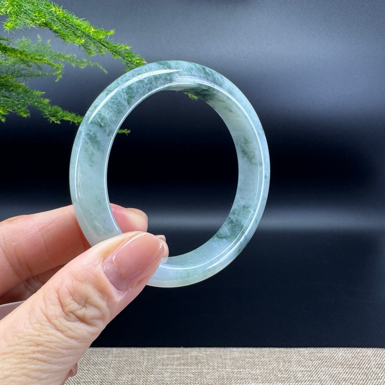Genuine Burmese Green Jade Jadeite Bangle Bracelet ( 56.2mm )