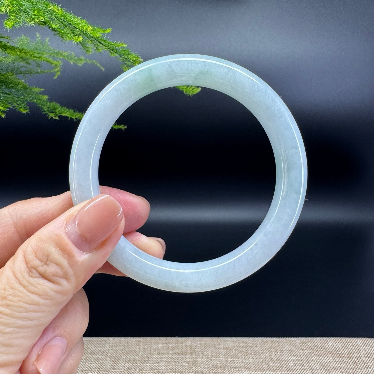 Genuine Burmese Green Jade Jadeite Bangle Bracelet ( 56.1mm )