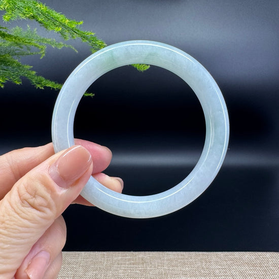 Genuine Burmese Green Jade Jadeite Bangle Bracelet ( 56.1mm )