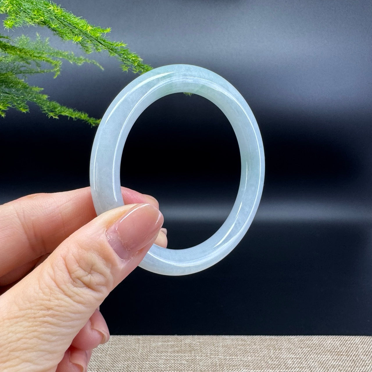 Genuine Burmese Green Jade Jadeite Bangle Bracelet ( 56.1mm )