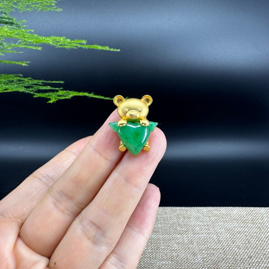 RealJade "Heart Bear" 18k Yellow Gold Genuine Burmese Jadeite  Pendant Necklace