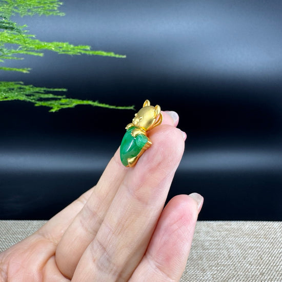 RealJade "Heart Bear" 18k Yellow Gold Genuine Burmese Jadeite  Pendant Necklace