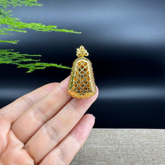 18K Yellow Gold High-End Imperial Jadeite Jade "Ping An Wu Shi Pai" Necklace with Diamonds