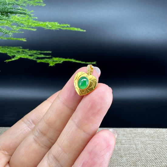 RealJade® "Love Heart" 18K Yellow Gold Green Jade Classic Love Pendant Necklace