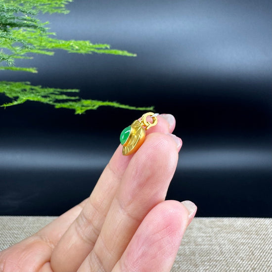 RealJade® "Love Heart" 18K Yellow Gold Green Jade Classic Love Pendant Necklace