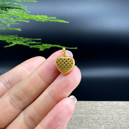 RealJade® "Love Heart" 18K Yellow Gold Green Jade Classic Love Pendant Necklace