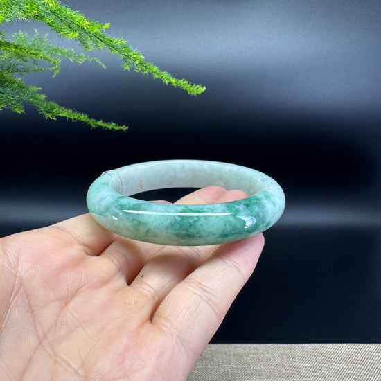 Genuine Burmese Green Jade Jadeite Bangle Bracelet ( 56.9mm )