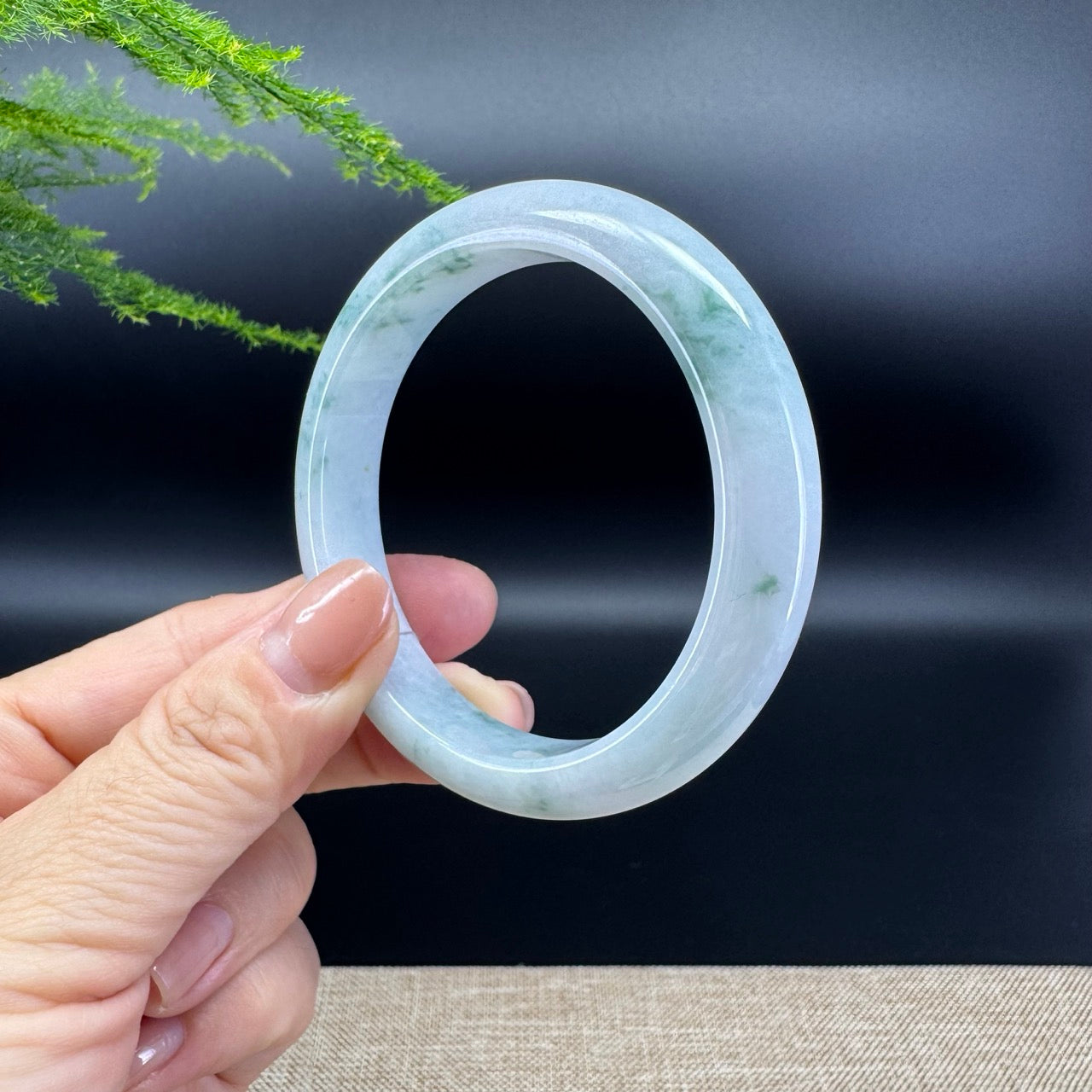 Genuine Burmese Green Jade Jadeite Bangle Bracelet ( 56.4mm )