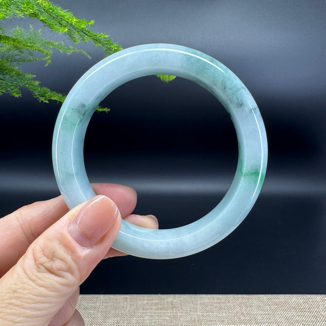 Genuine Burmese Green Jade Jadeite Bangle Bracelet ( 56.8mm )