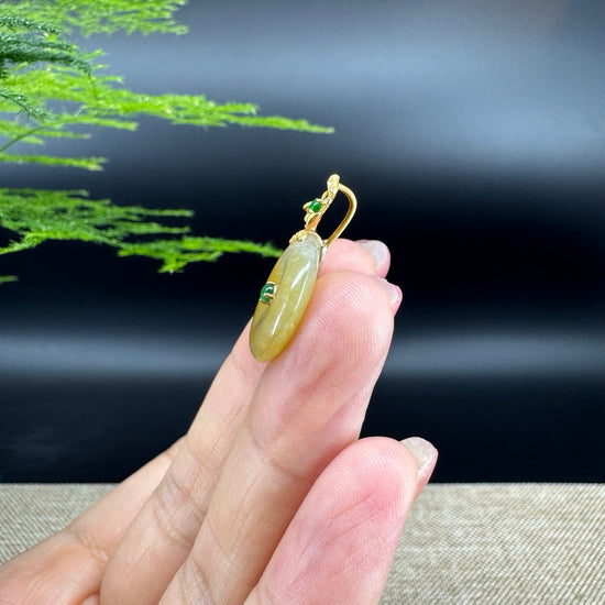 "Good Luck Button" Yellow Jadeite Jade Lucky KouKou Pendant With 18K Yellow Gold Diamonds Bail