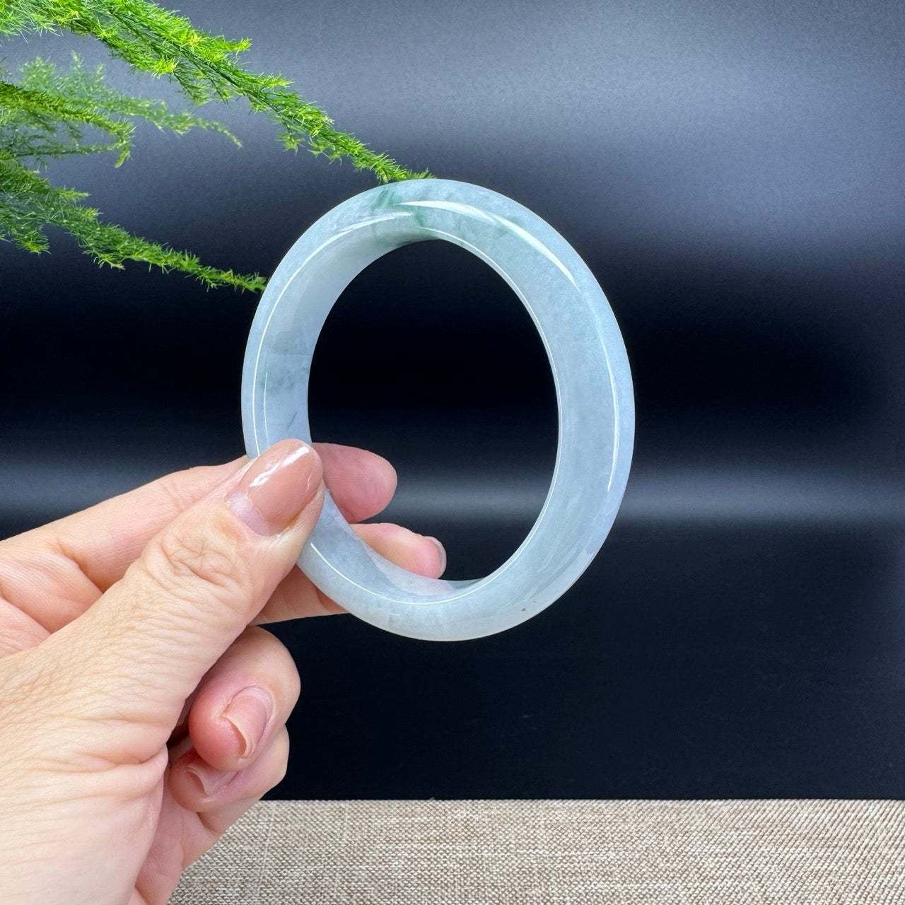 Genuine Burmese Green Jade Jadeite Bangle Bracelet ( 56.3mm )