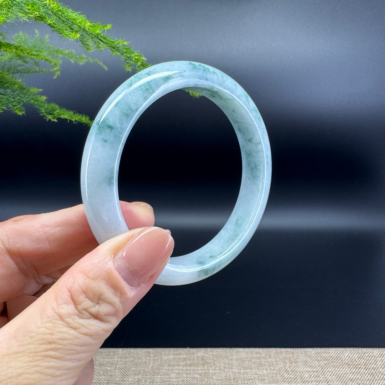 Genuine Burmese Green Jade Jadeite Bangle Bracelet ( 56.3mm )