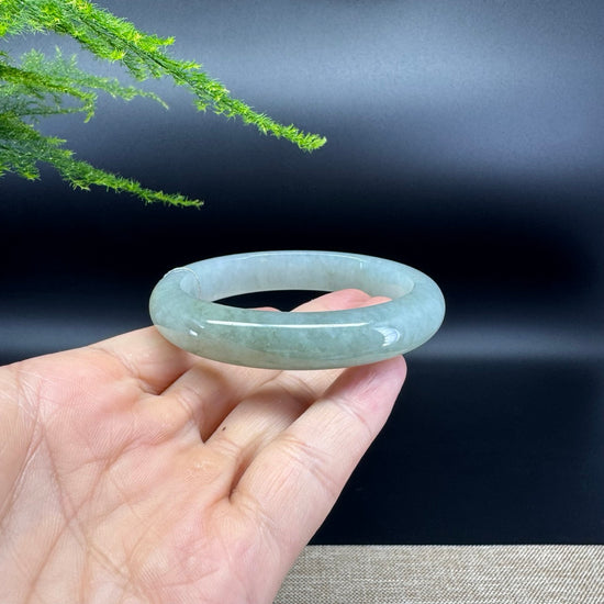 Genuine Burmese Green Jade Jadeite Bangle Bracelet ( 56.7mm )