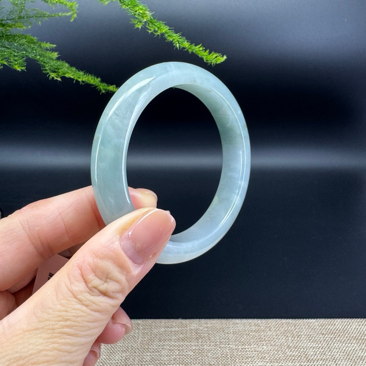 Genuine Burmese Green Jade Jadeite Bangle Bracelet ( 56.4mm )