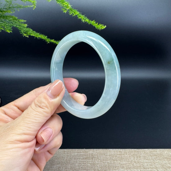 Genuine Burmese Green Jade Jadeite Bangle Bracelet ( 56.4mm )