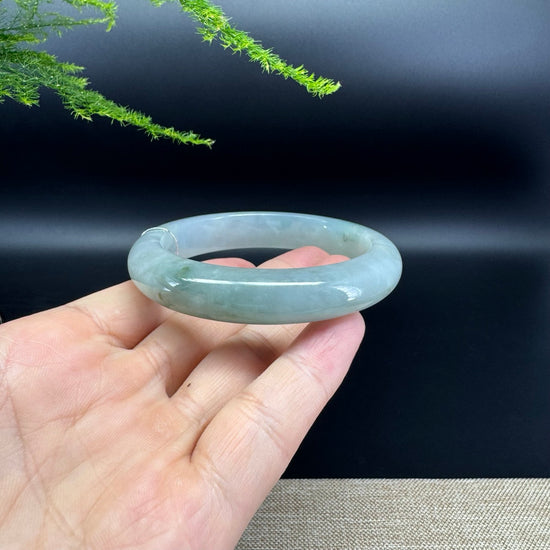 Genuine Burmese Green Jade Jadeite Bangle Bracelet ( 56.4mm )