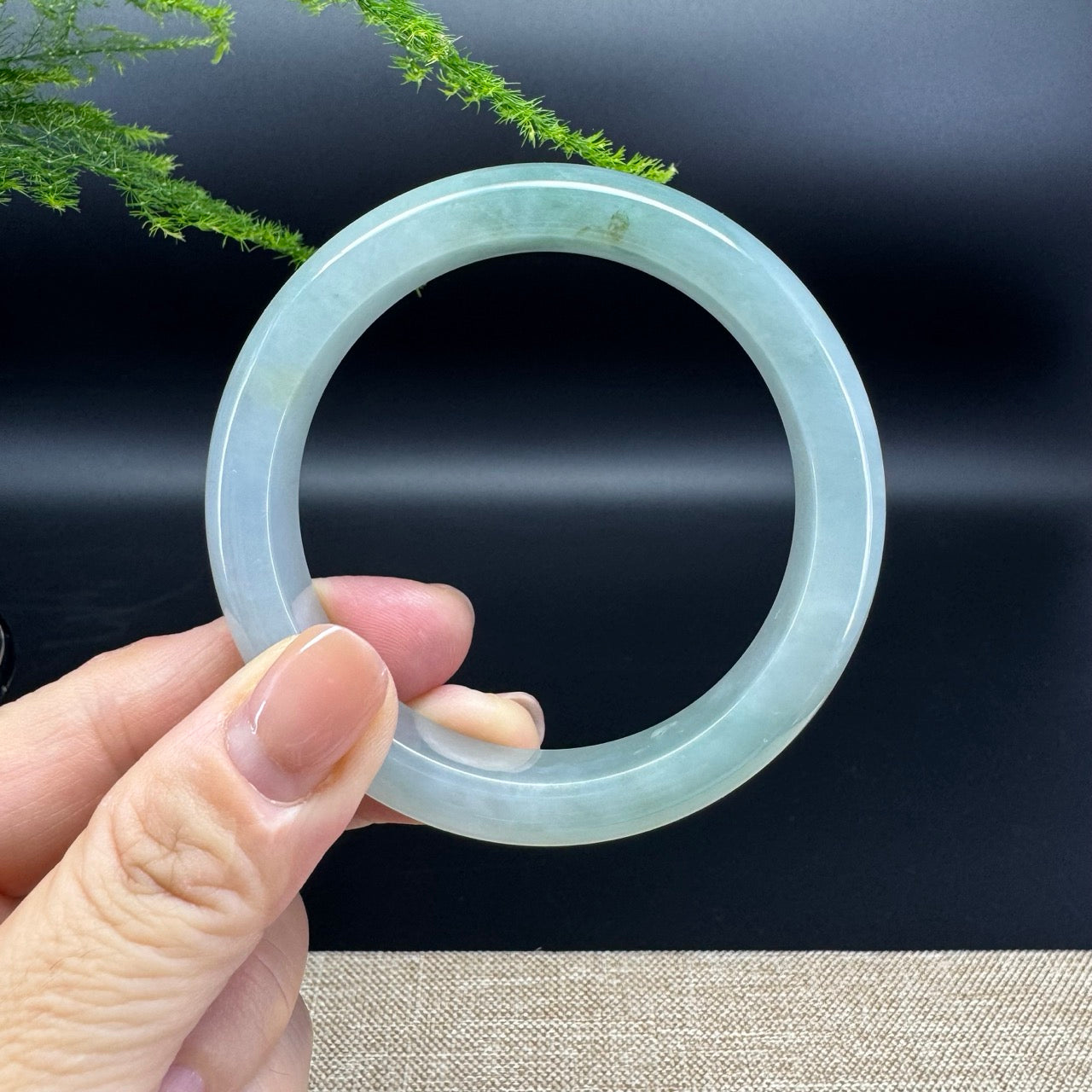 Genuine Burmese Green Jade Jadeite Bangle Bracelet ( 56.4mm )
