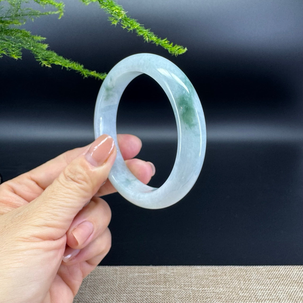 Genuine Burmese Green Jade Jadeite Bangle Bracelet ( 56.4mm )
