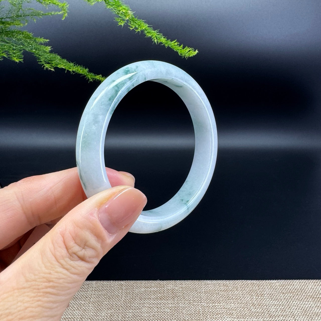 Genuine Burmese Green Jade Jadeite Bangle Bracelet ( 56.4mm )