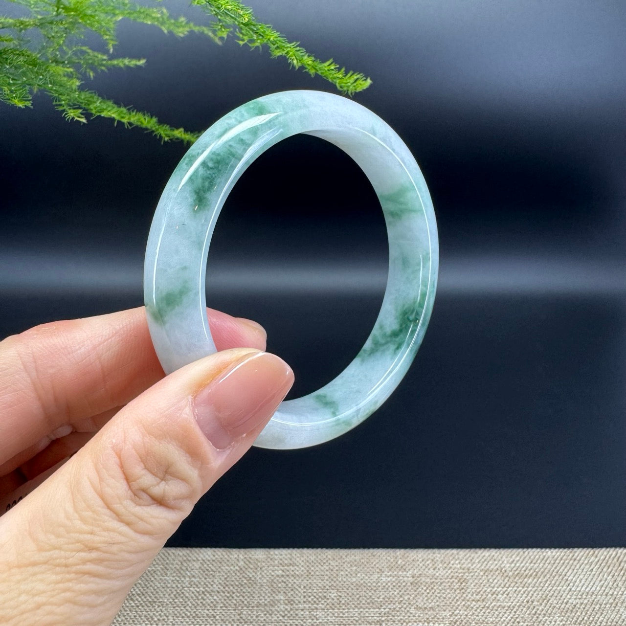 Genuine Burmese Green Jade Jadeite Bangle Bracelet ( 56.2mm )