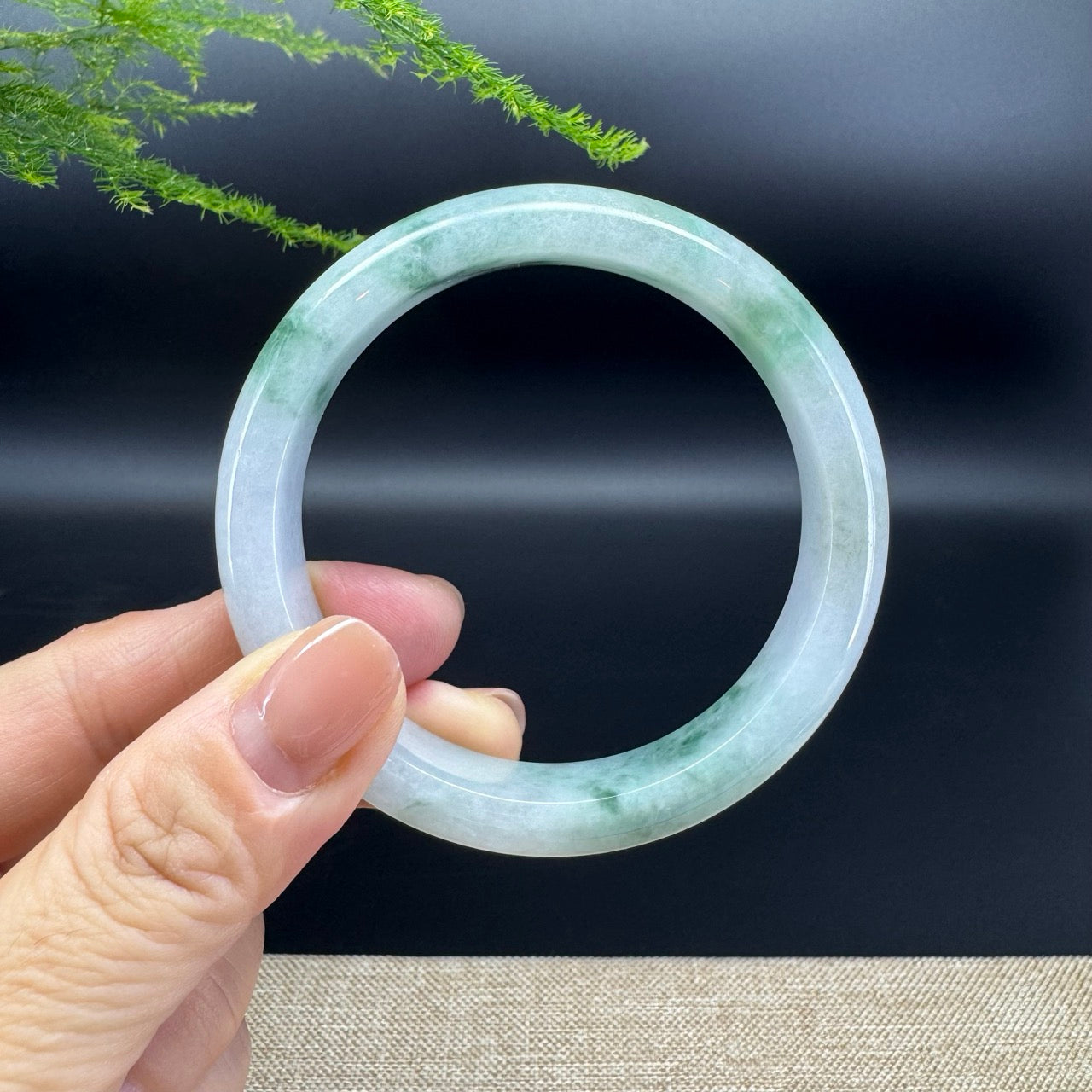 Genuine Burmese Green Jade Jadeite Bangle Bracelet ( 56.2mm )
