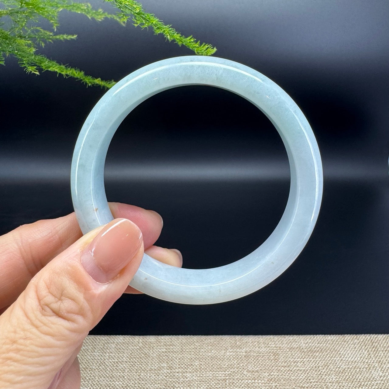 Genuine Burmese Green Jade Jadeite Bangle Bracelet ( 56.2mm )