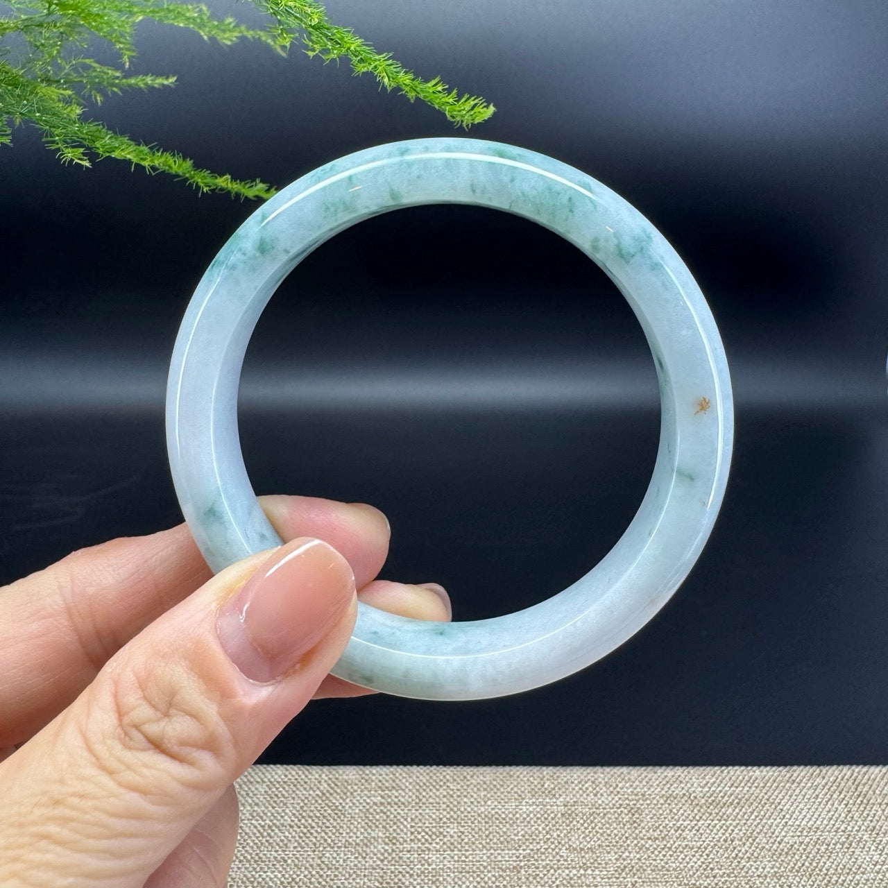 Genuine Burmese Green Jade Jadeite Bangle Bracelet ( 56.5mm )