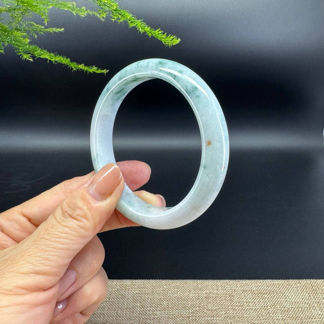 Genuine Burmese Green Jade Jadeite Bangle Bracelet ( 56.5mm )