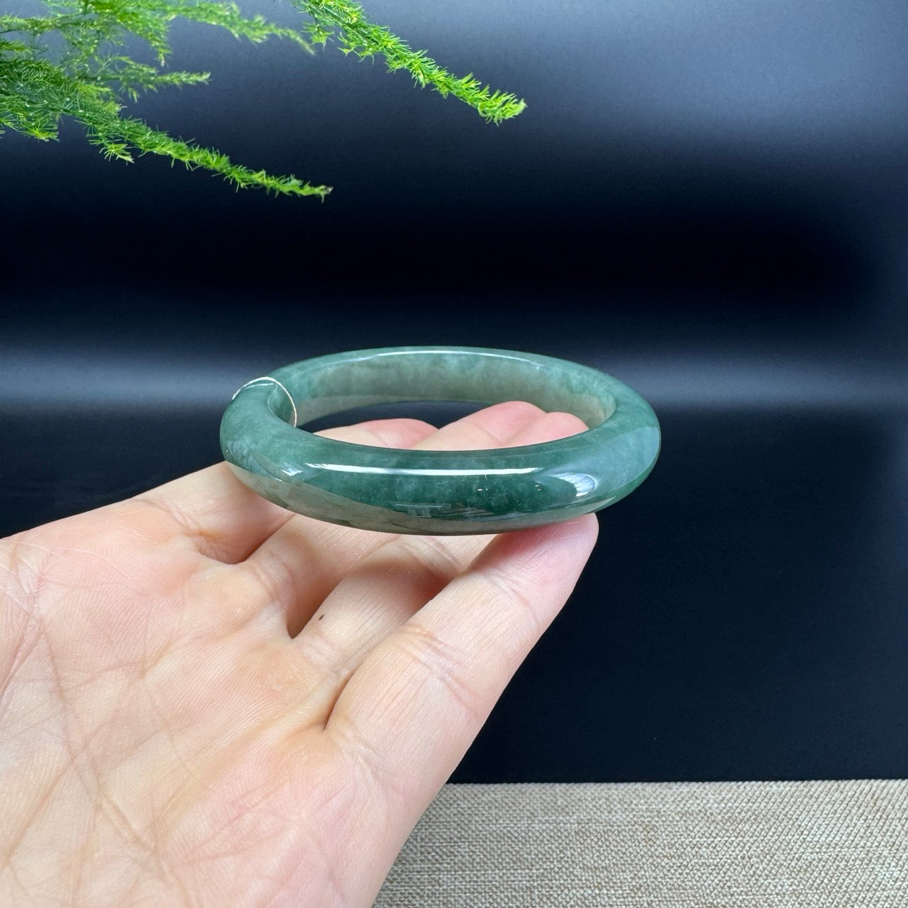 Genuine Burmese Green Jade Jadeite Bangle Bracelet ( 57.3mm )