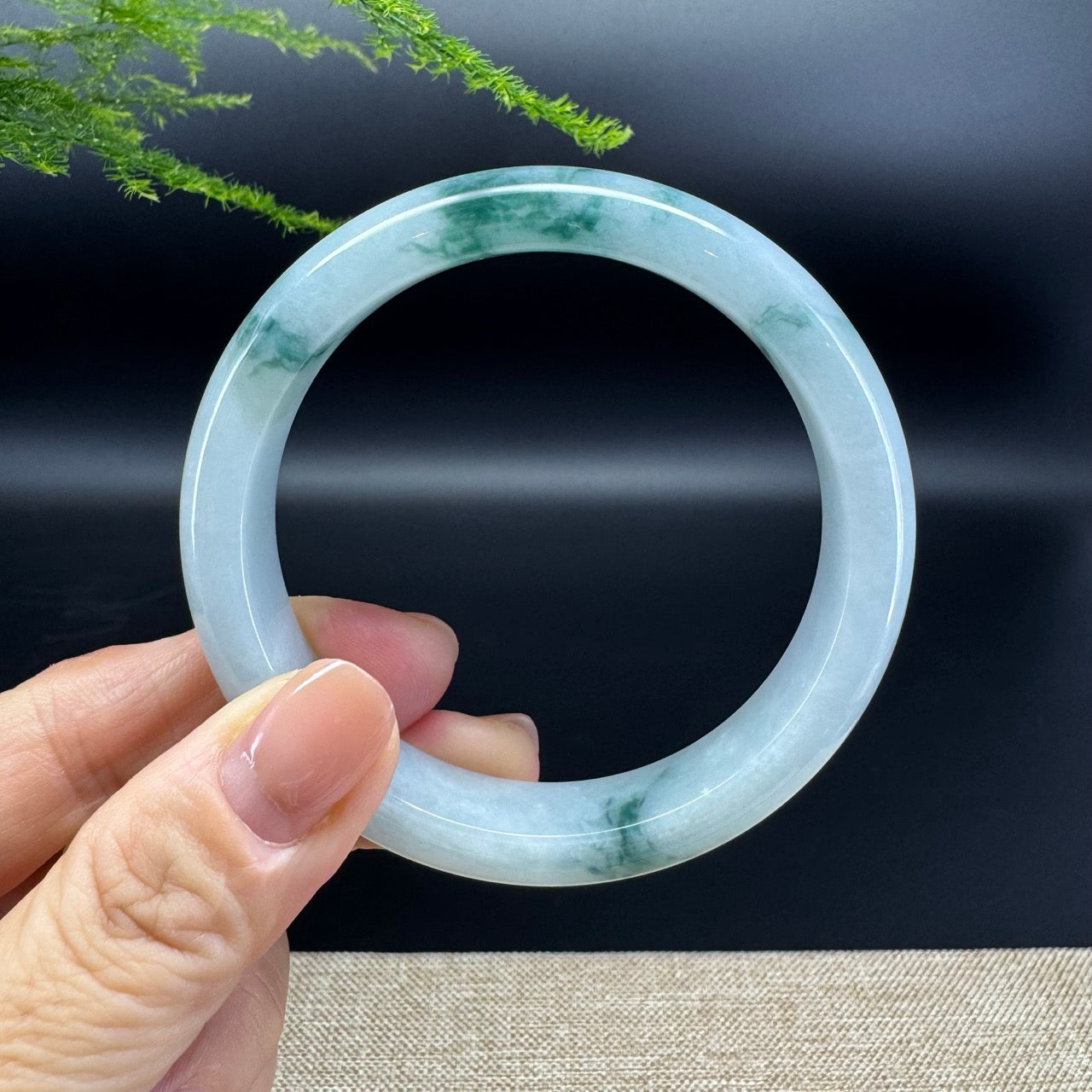 Genuine Burmese Green Jade Jadeite Bangle Bracelet ( 57.8mm )